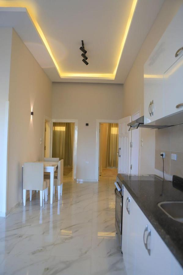 Apartman Royal Nile - Pool View 2